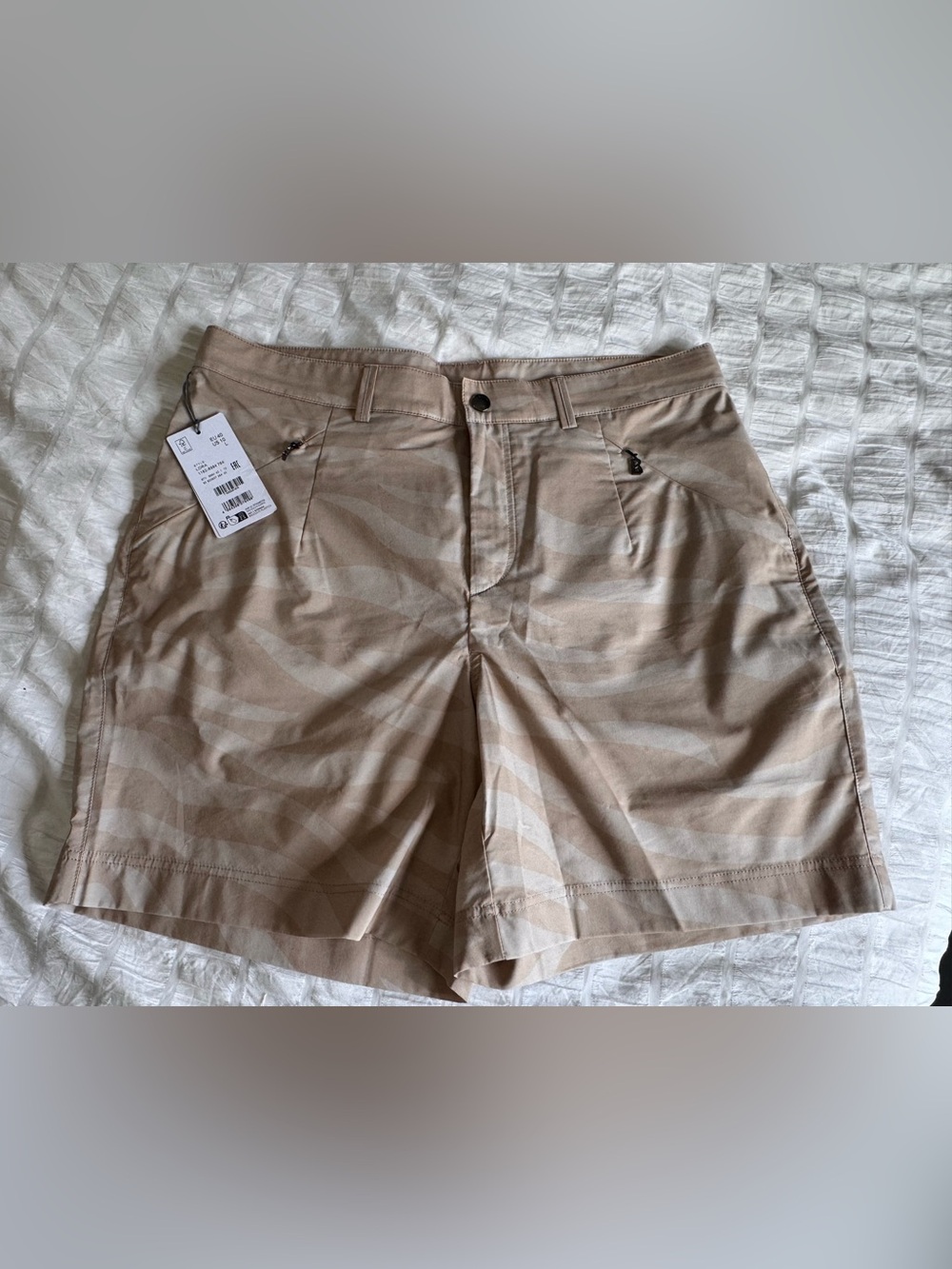New! Bogner Women's LORA Shorts GOLF Tan Zebra Stretch Size 10 (L)$125.00 walk